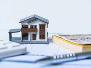 家の塗装工事にかかる費用は?