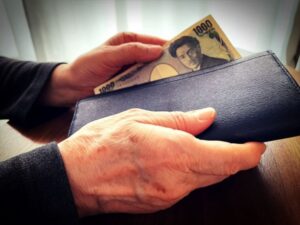 追加費用がかかるイメージ
