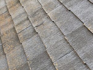 屋根塗装を検討するサイン